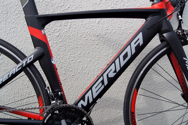 メリダのリアクト400（黒・オレンジ）｜サイパラ買取情報