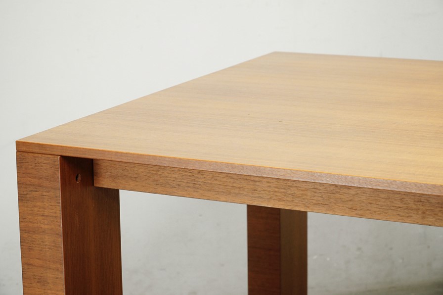 arflex(アルフレックス) REKTA(レクタ) ダイニングテーブル Carlo