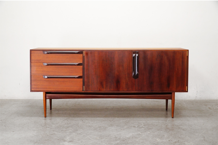 A.H.McINTOSH(マッキントッシュ) ヴィンテージ サイドボード高価買取