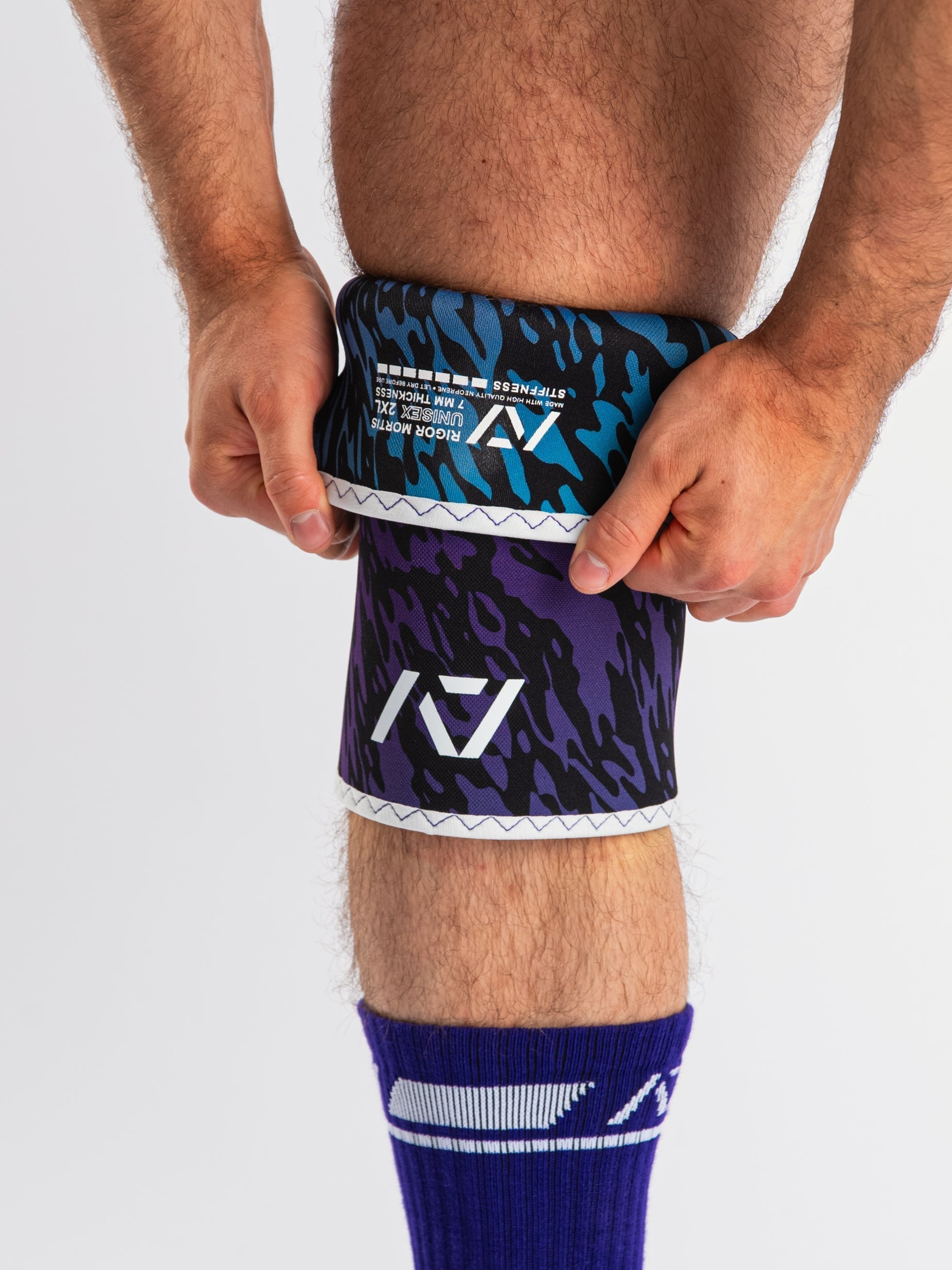 Hourglass Knee Sleeves - Purple | A7 Europe Shipping to EU – A7 EUROPE