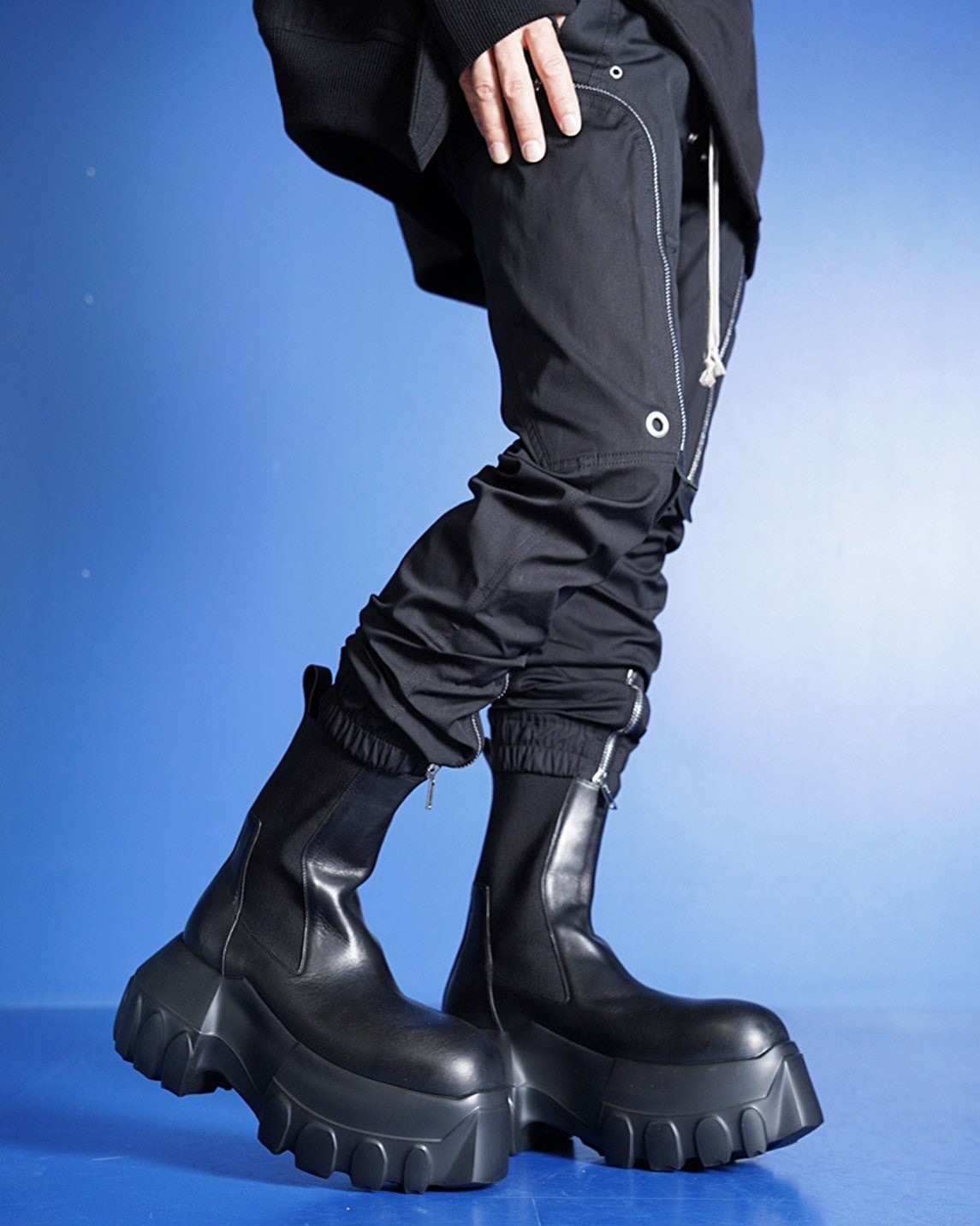 70DAEC97-0C3B-427B-AAE3-