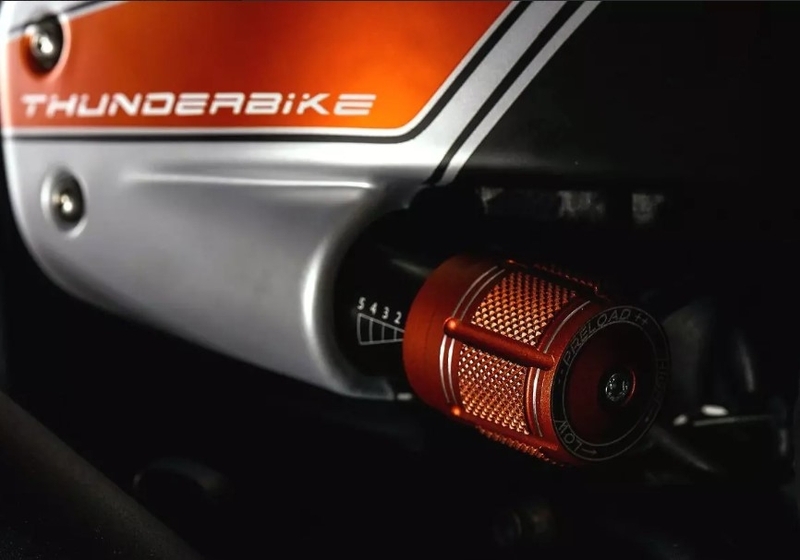 ノブリアショック - THUNDERBIKE | アンバーピース