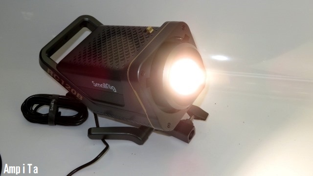 SmallRig ビデオライト RC-120B 調達と使用 ～本日の話題～ - AmpiTa