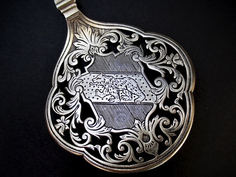 アンティークのシルバーウェア／他の国の銀食器