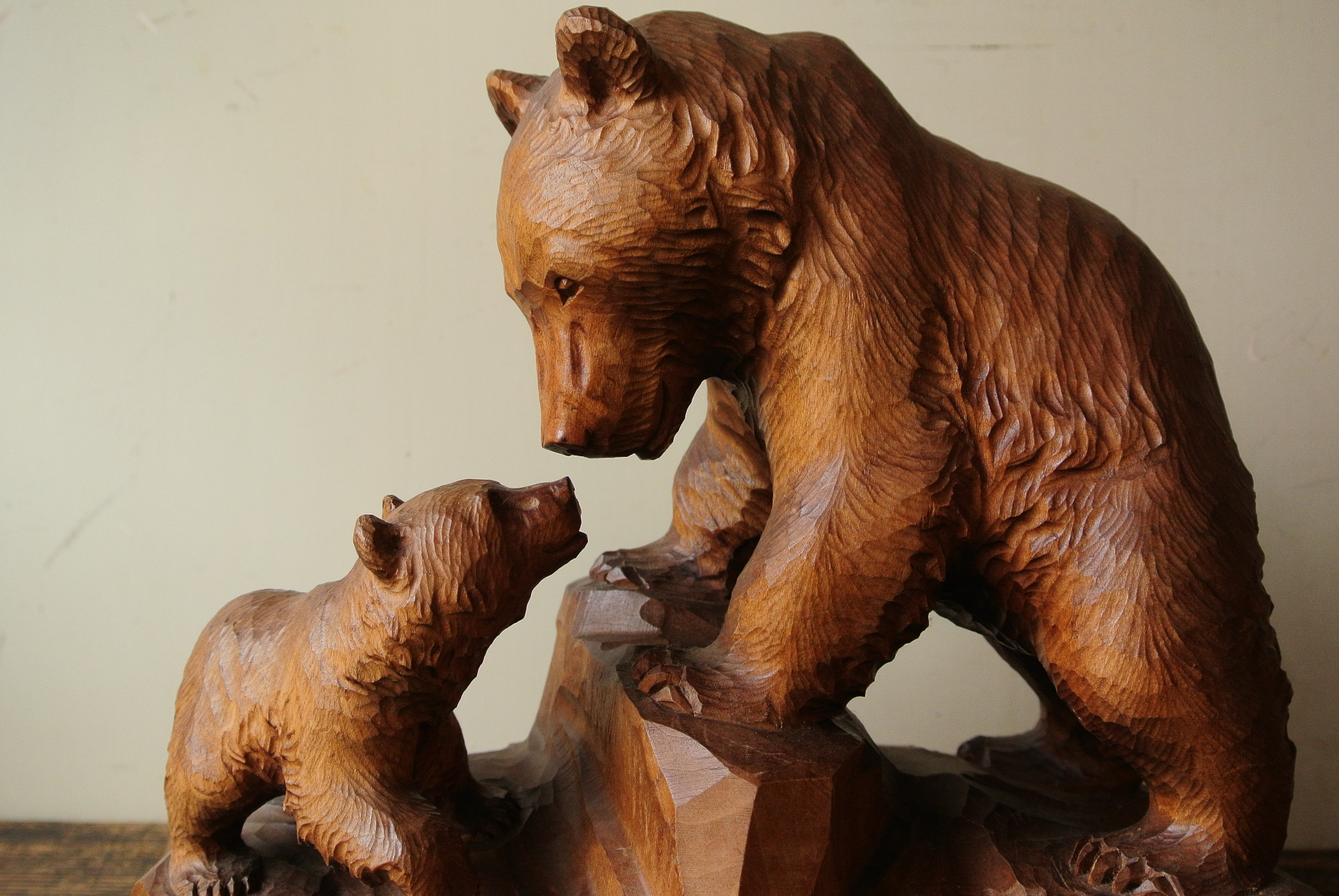 堀井清司 作「親子熊」木彫 - アンティーク雑貨・古道具の札幌
