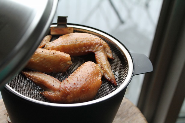 自分でできるお手軽燻製♪ この夏は「アペルカ テーブルトップ