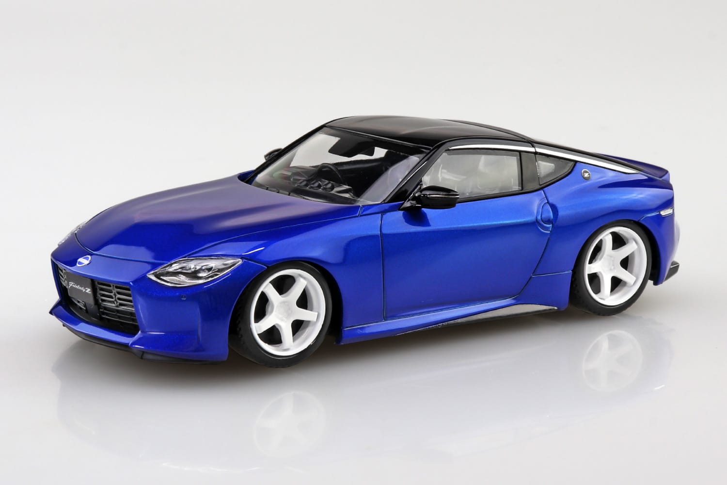 Nissan RZ34 Fairlady Z Custom Wheel (Seiran Blue)｜AOSHIMA｜English
