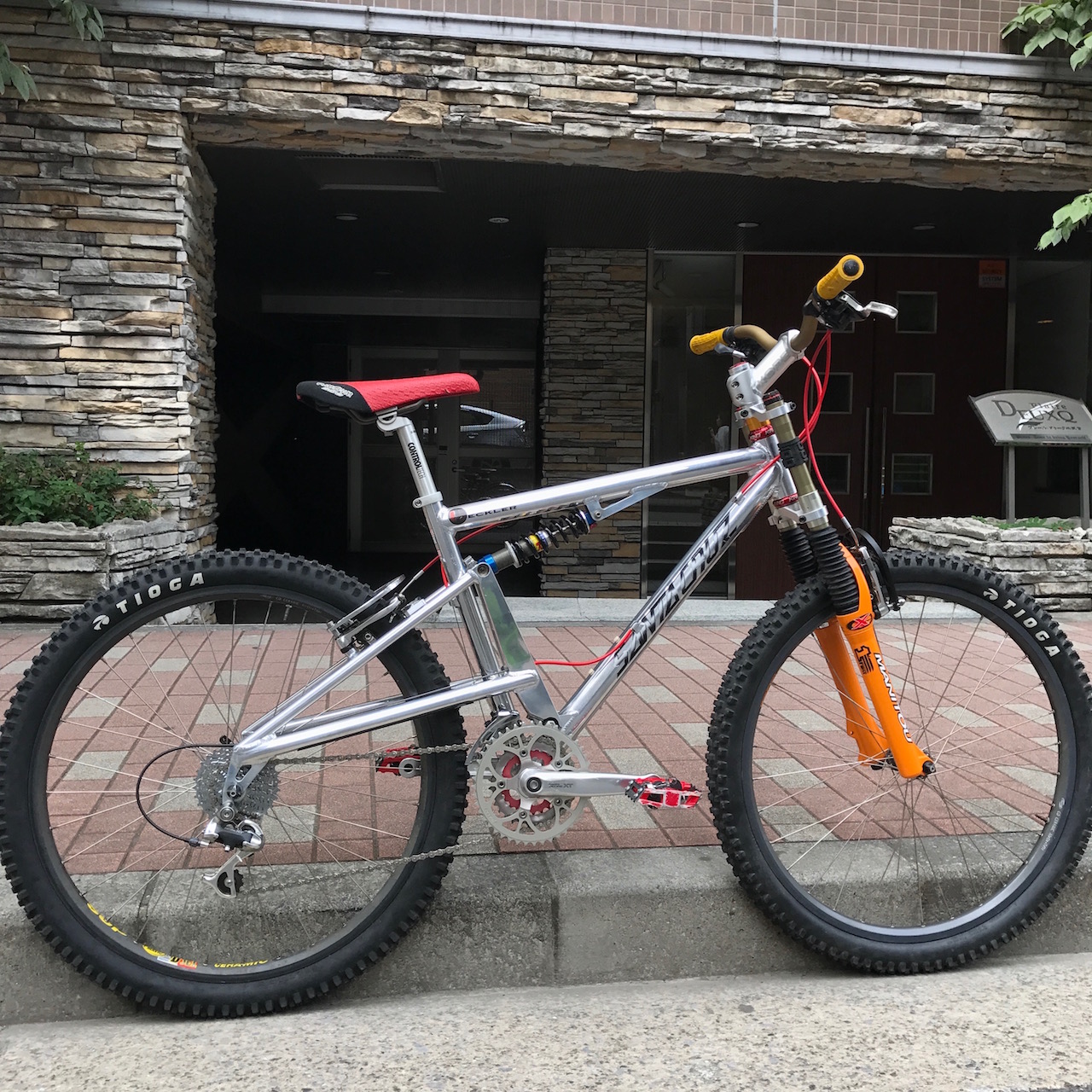 SANTA CRUZ Heckler サンタクルズ ヘクラー - Circle Traders