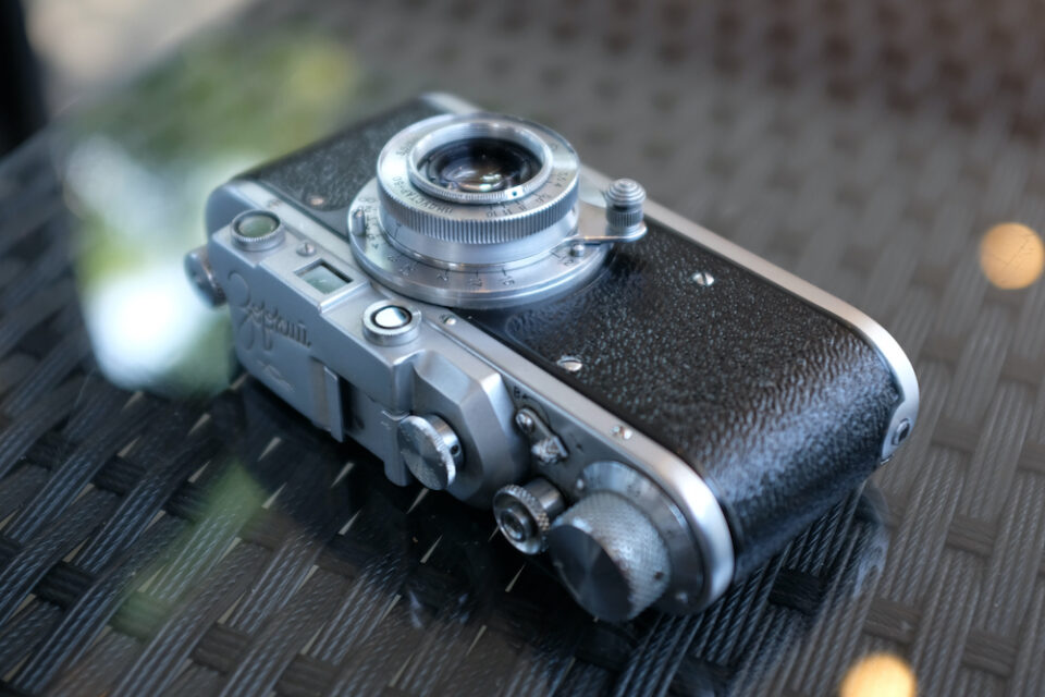 カメラにデザインがあると教えてくれたバルナック型カメラ（Zorki