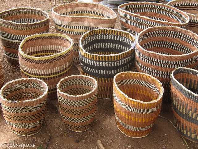 アフリカのカゴバッグ：タンザニア タイタバスケット 【アフリカン