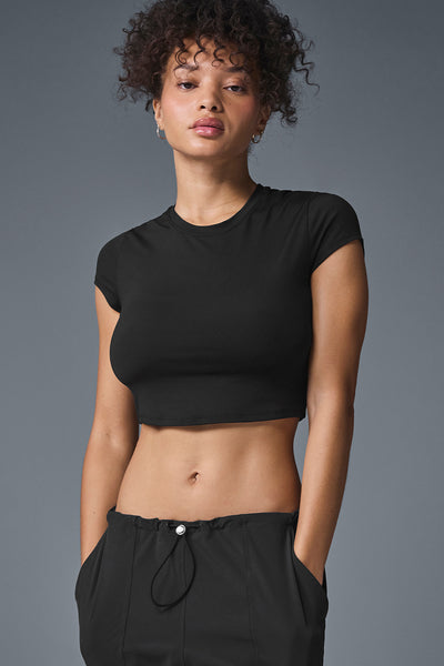 Alosoft Crop Finesse Short Sleeve - Black | ALO
