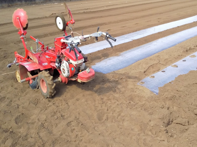 管理機用マルチャーの選び方を解説！価格相場・メーカーも紹介