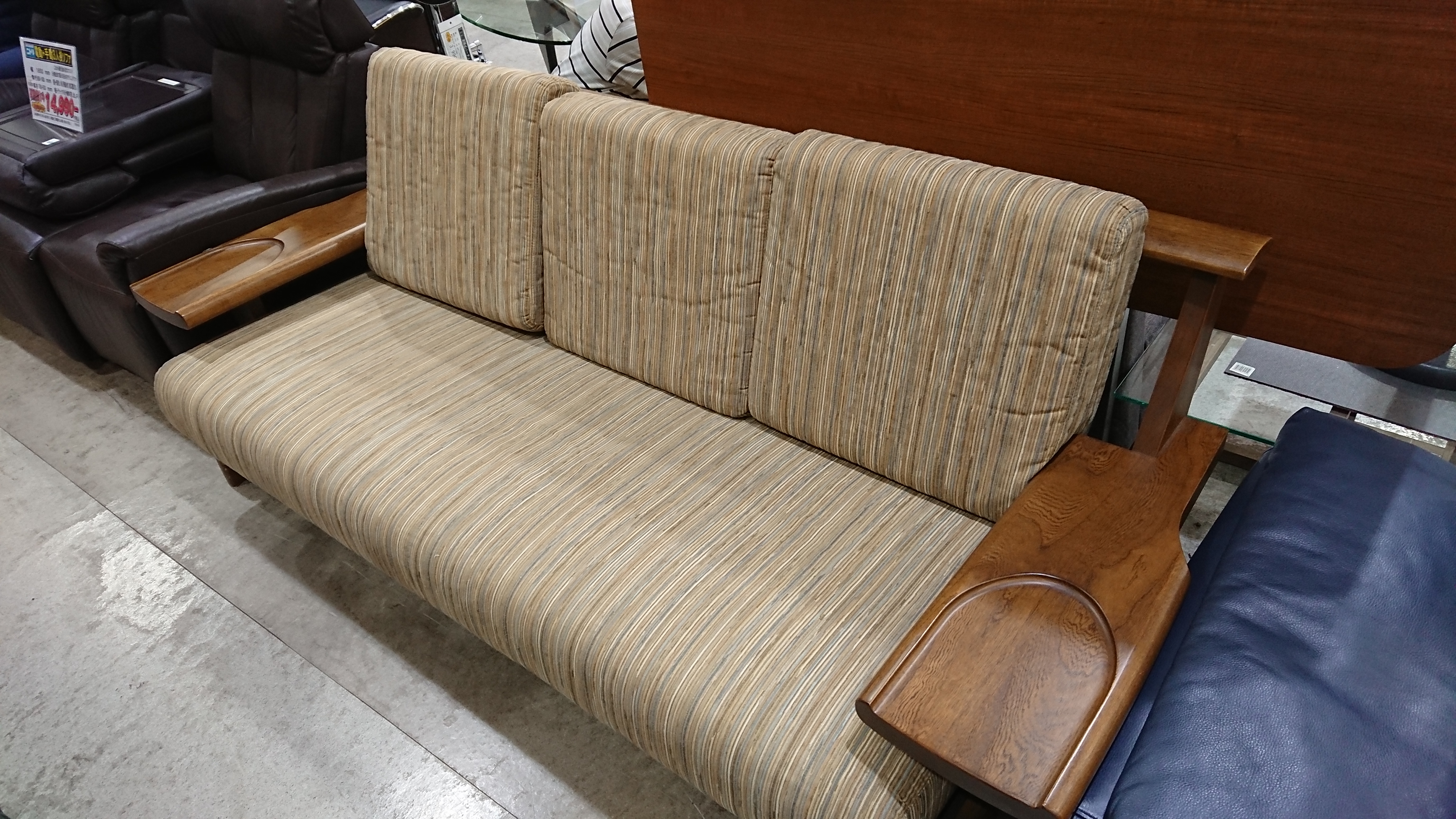 株式会社イトウ｜EASTWOOD｜3人掛ソファ買取致しました｜リサイクル