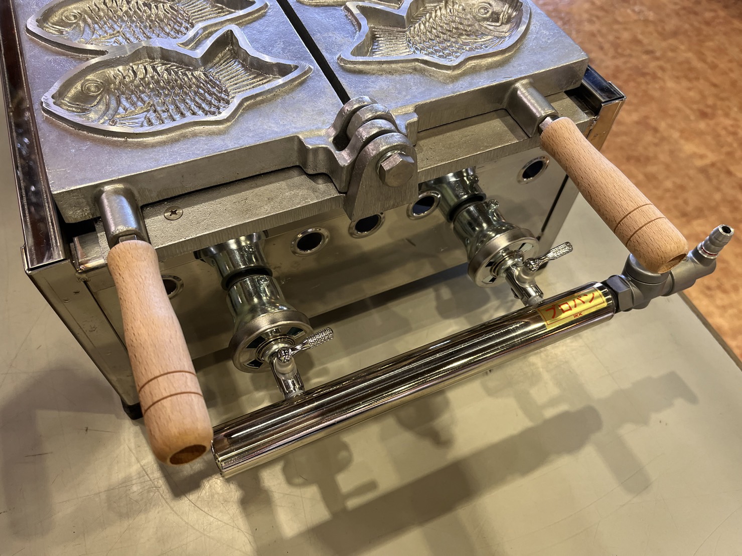 ガス式 たい焼き器 1連式 6匹 LPガス用買取いたしました｜愛品館市原店