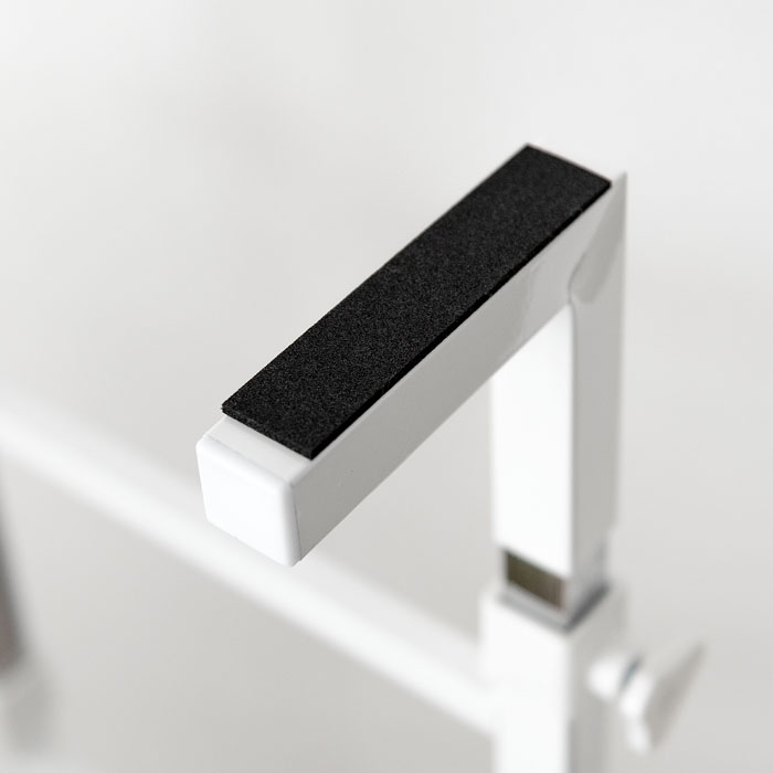 突っ張り式ランドリーラック Steach(スティーチ)棚板3枚タイプ | 家具