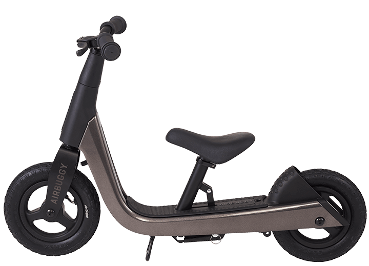 AIRBUGGY KICK & SCOOT（エアバギー キックアンドスクート） デビュー