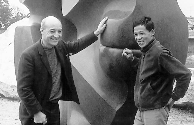 惜別）和泉正敏さん イサム・ノグチの制作を支えた石彫家：朝日新聞