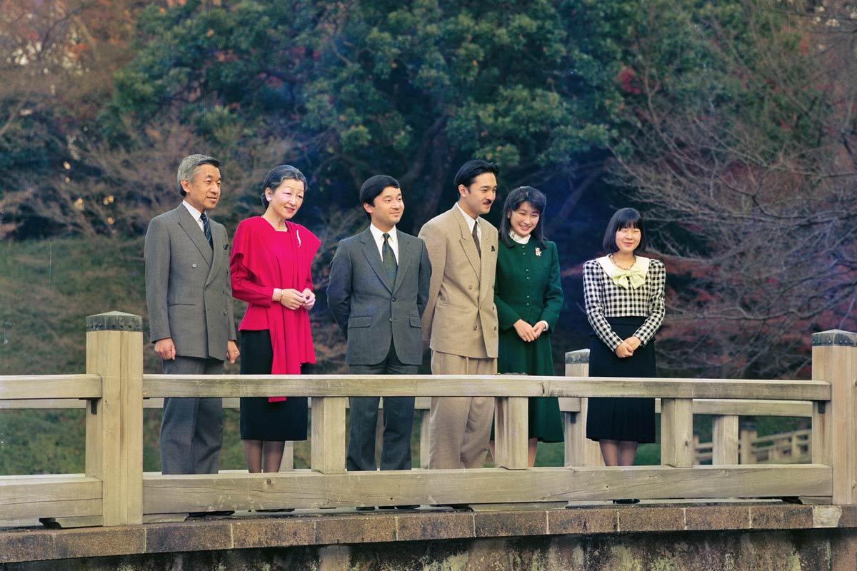上皇さま90歳 ご一家の写真で振り返る：朝日新聞デジタル