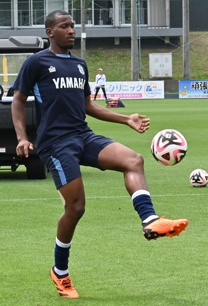 ⚽アスルクラロ沼津 ジュビロ磐田からウェベルトンが期限付き移籍