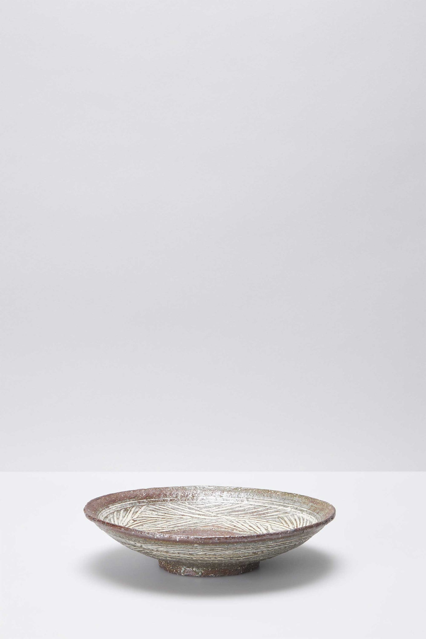 井上 茂｜彫り三島皿 – ATELIERMO