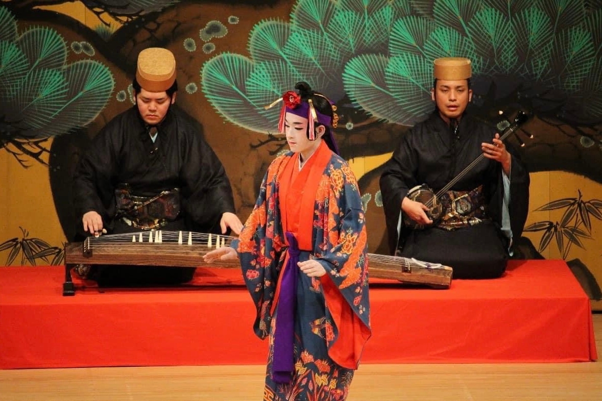 YouTubeで沖縄の伝統を発信してきた「琉球芸能活動中-リュウカツチュウ