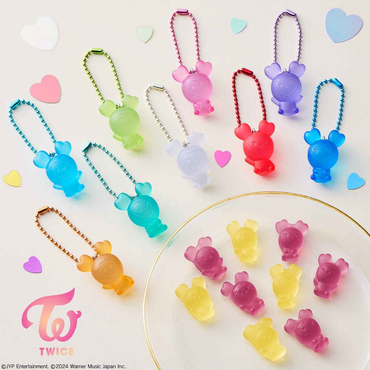 TWICE』公式キャラクター『TWICE LOVELYS』の グミ＆チャームが新登場
