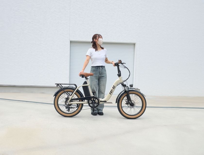 女性も乗りやすいファットバイク型電動アシスト自転車 「FAT-02」を