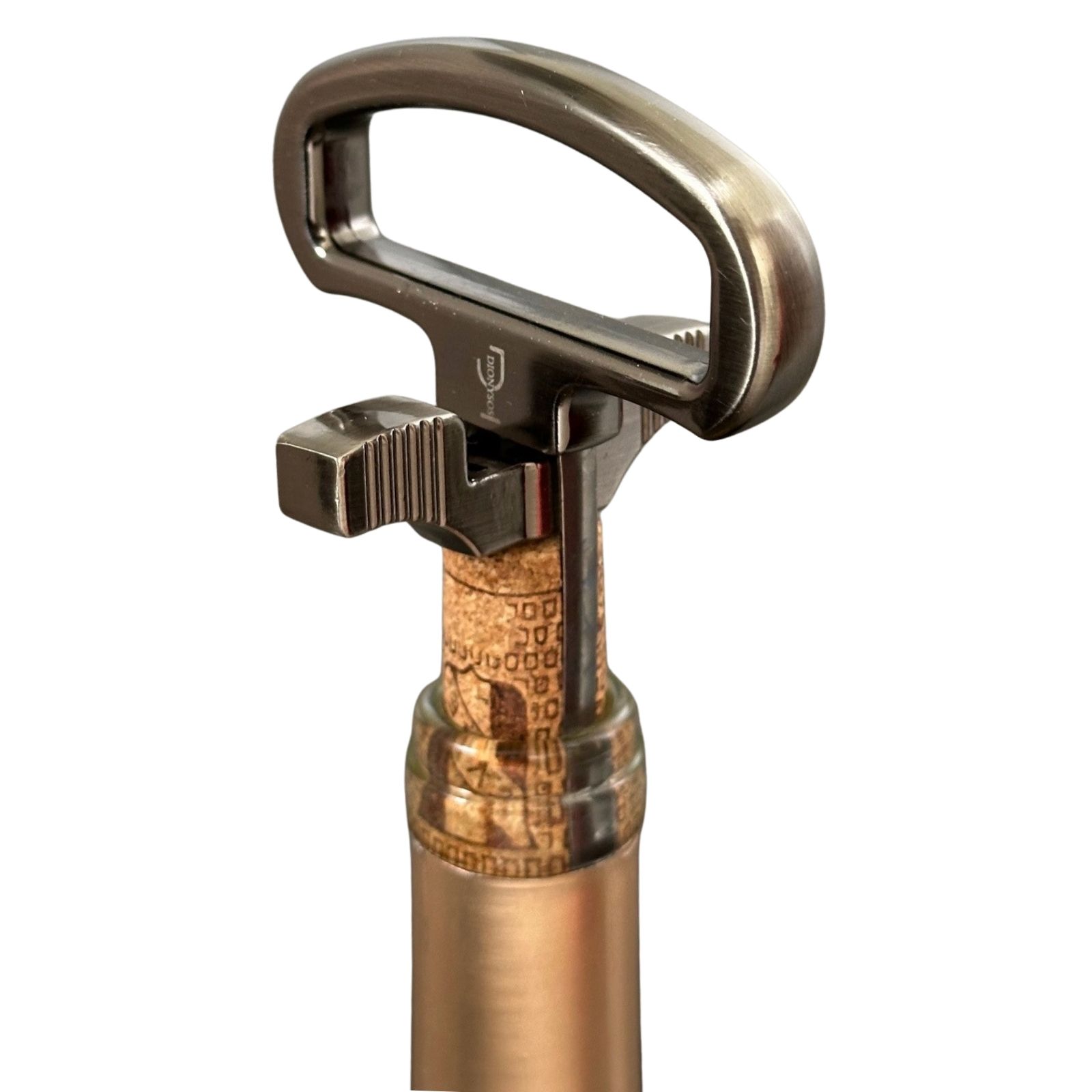 ワインのコルク抜きに苦労しない！驚きの使いやすさ＆ 低価格を実現