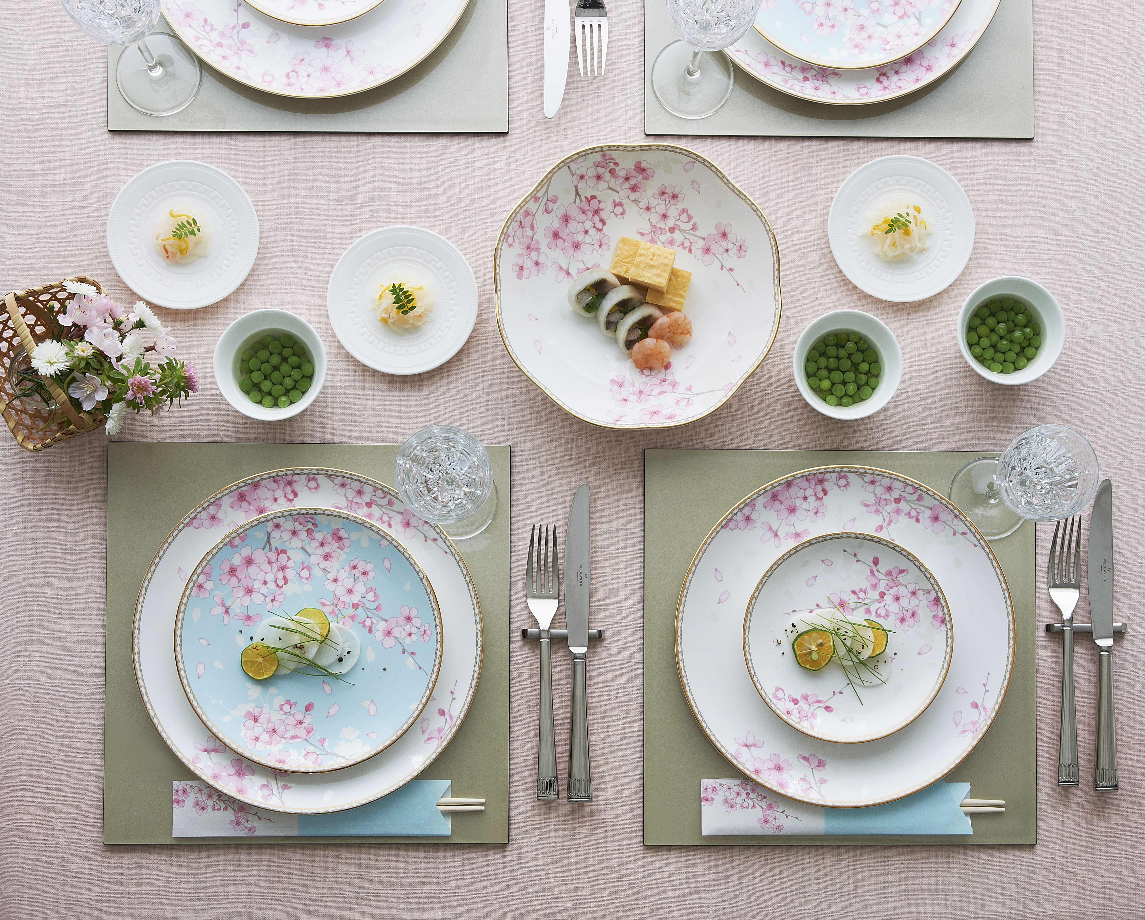 新春のおもてなしにはウェッジウッドの食器で！ “和モダンスタイル”に