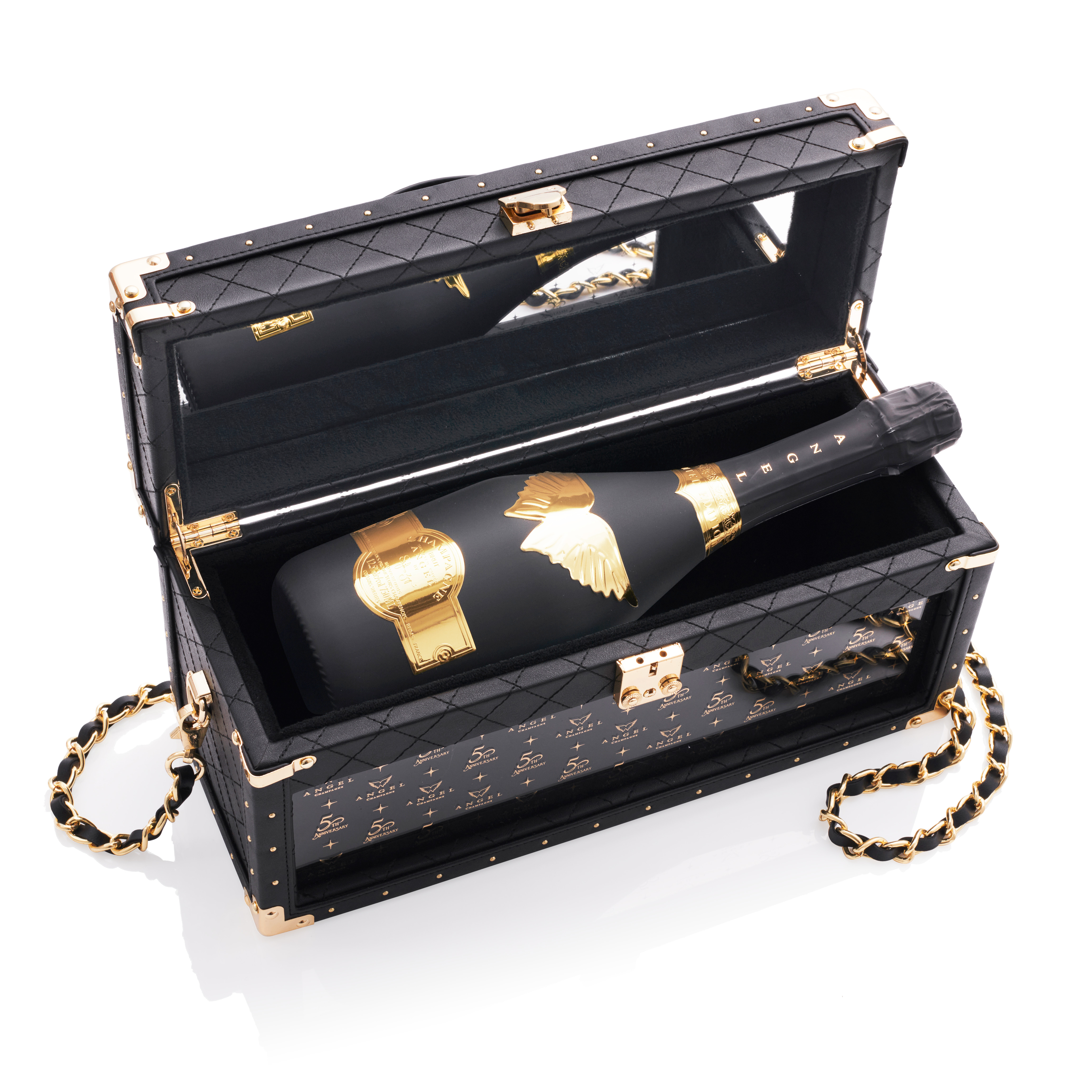 ラグジュアリーシャンパン“ANGEL CHAMPAGNE”の 日本上陸5周年記念