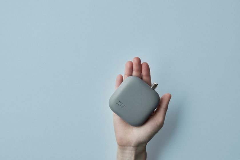 新製品] テレビの見方が圧倒的に変わる！ 手のひらサイズでタイパも