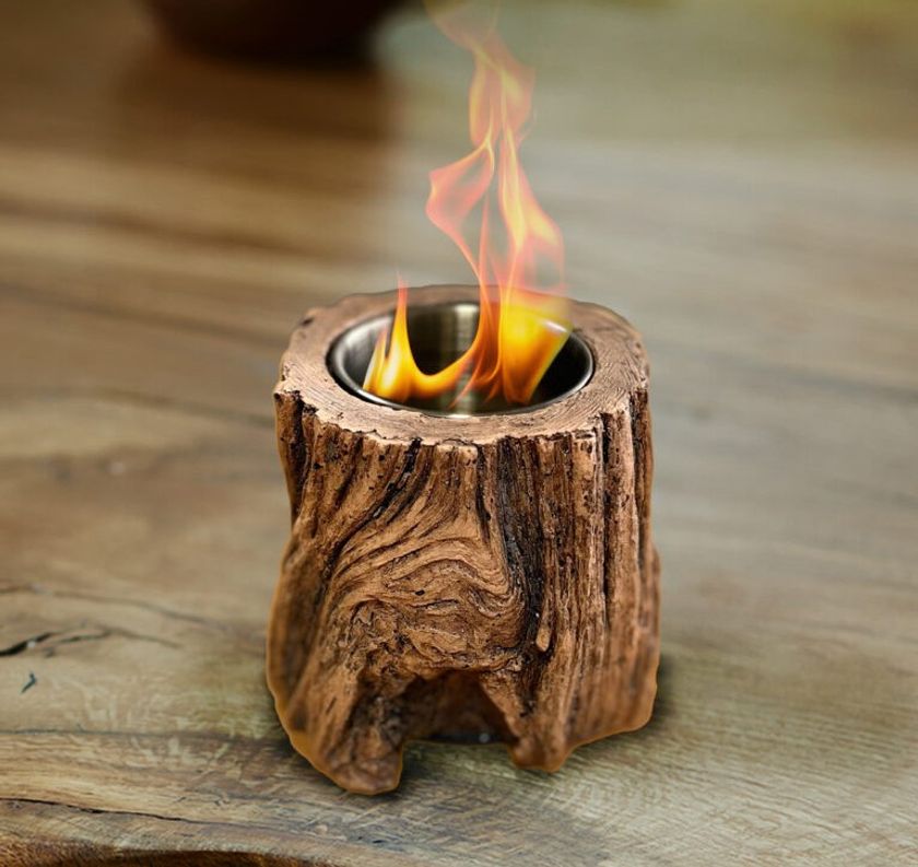 切り株のようなワイルドなデザインの小さな焚き火台 『MINI FIRE STUMP