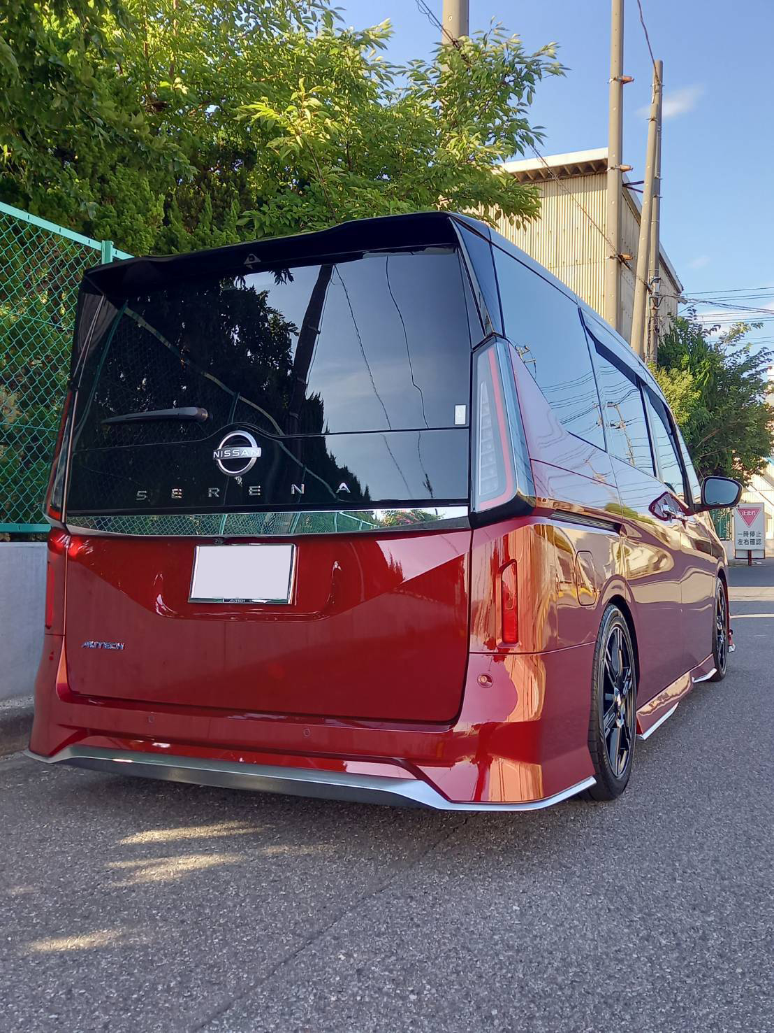 セレナ AUTECH | Owner's Voice | カスタマイズ事業部 | 日産モーター