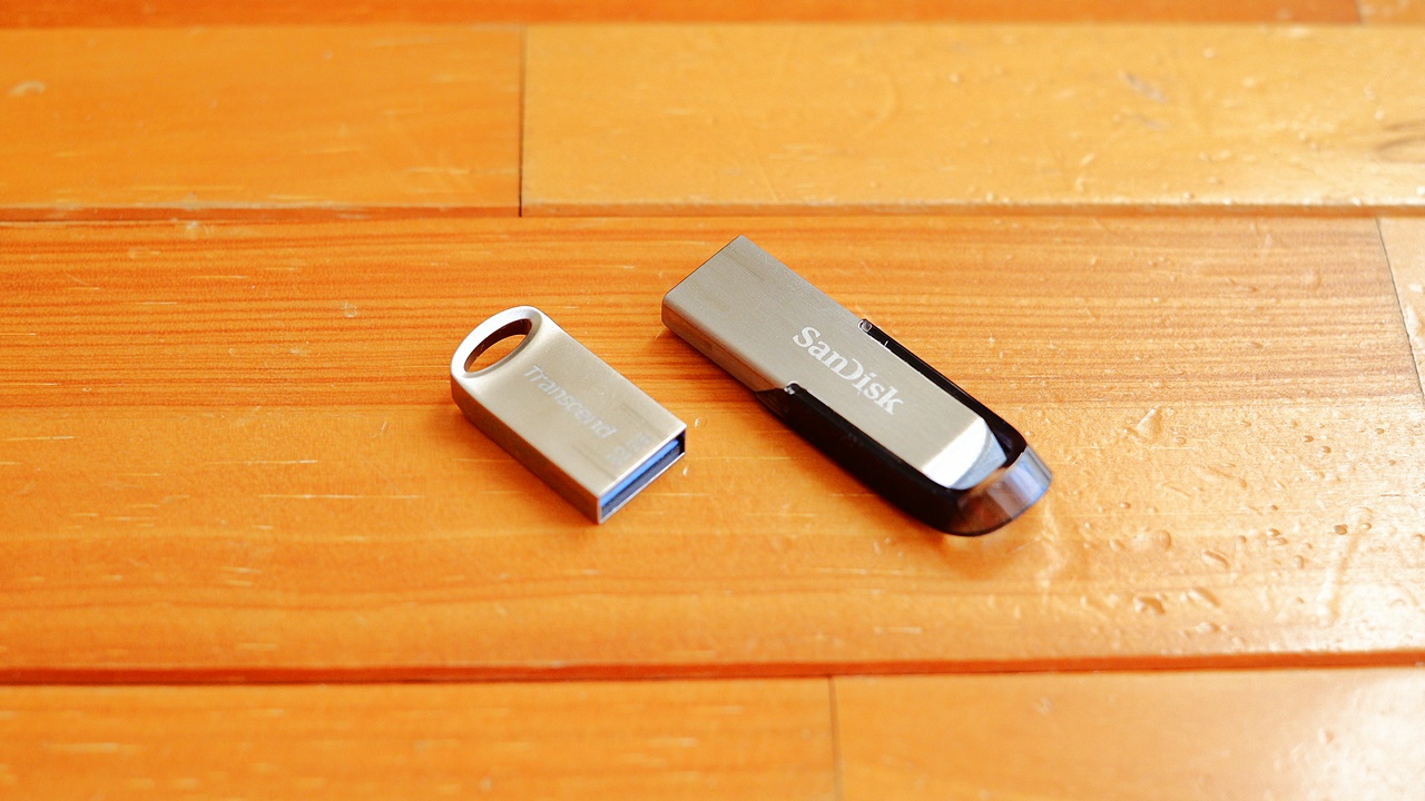 Lenovo ThinkCentre M75q Tiny Gen2 レビュー後編 メモリ増設その他