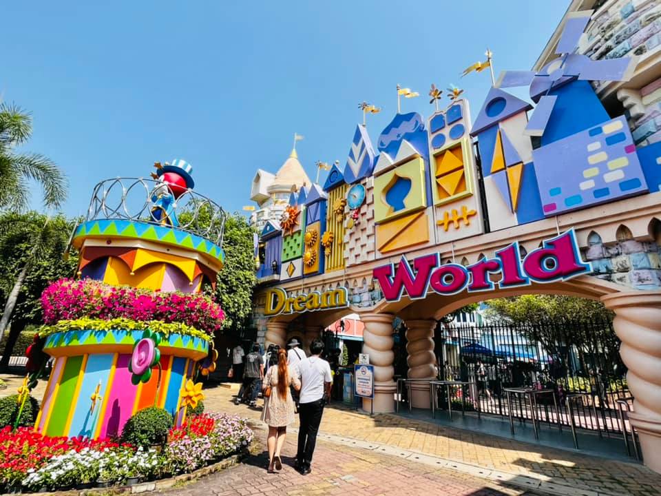 タイ観光】奇想天外！タイ版ディズニーランド「ドリームワールド」潜入