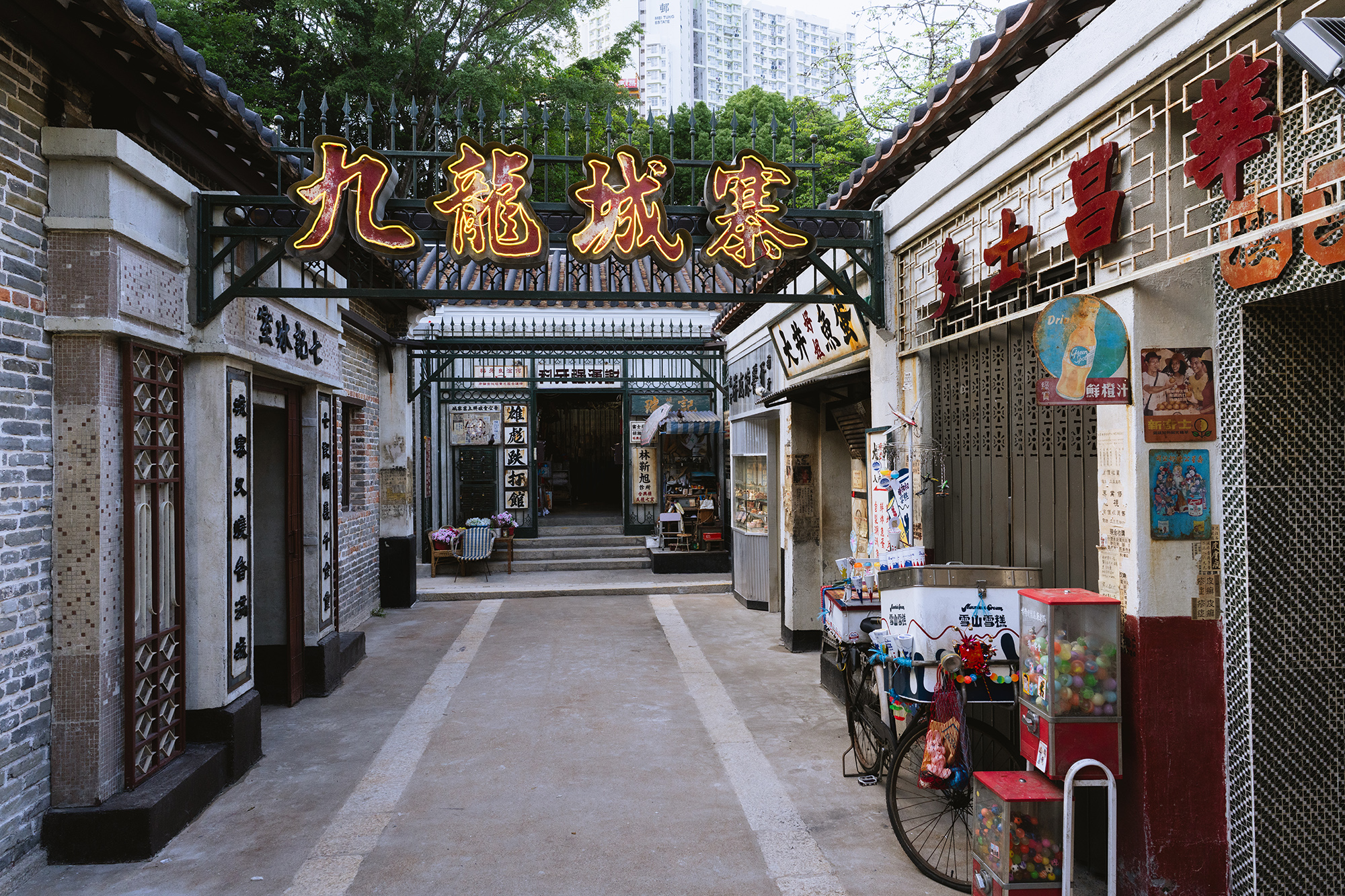 香港】香港映画『トワイライト・ウォリアーズ』の世界観を再現した展覧