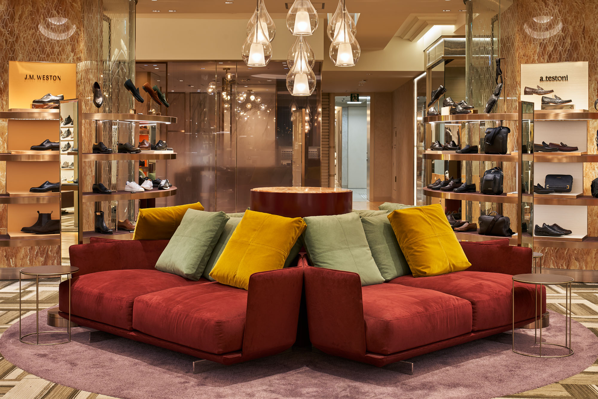 日本橋三越本店はarflex（アルフレックス ジャパン）が手掛けた