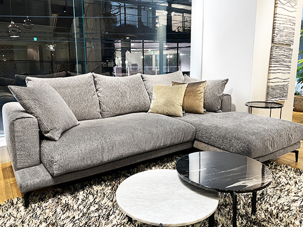 奥行ゆったりなお勧めカウチソファ。 | Armonia ブログ