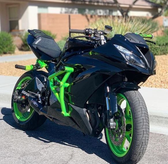 ZX-6R (13-23) デザインが美しい IMPAKTECH製 スタントケージ｜AxxL