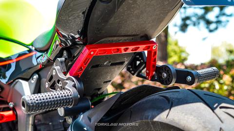 ZX-6R (09-23) 好きなポジションに設定できるアルミサブケージ｜AxxL