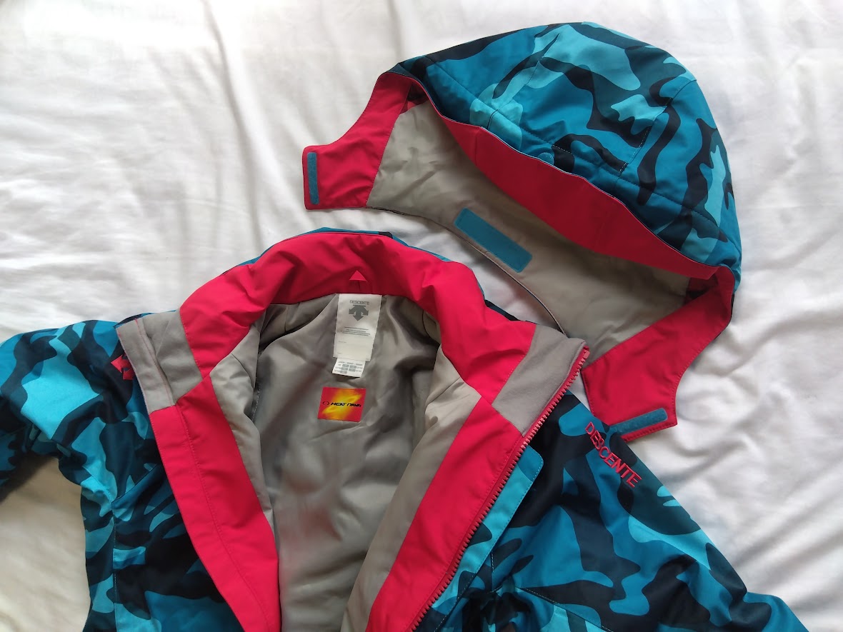 差し上げます】子供用スキーウェア上下（DESCENTE 140㎝）|望洋自治会