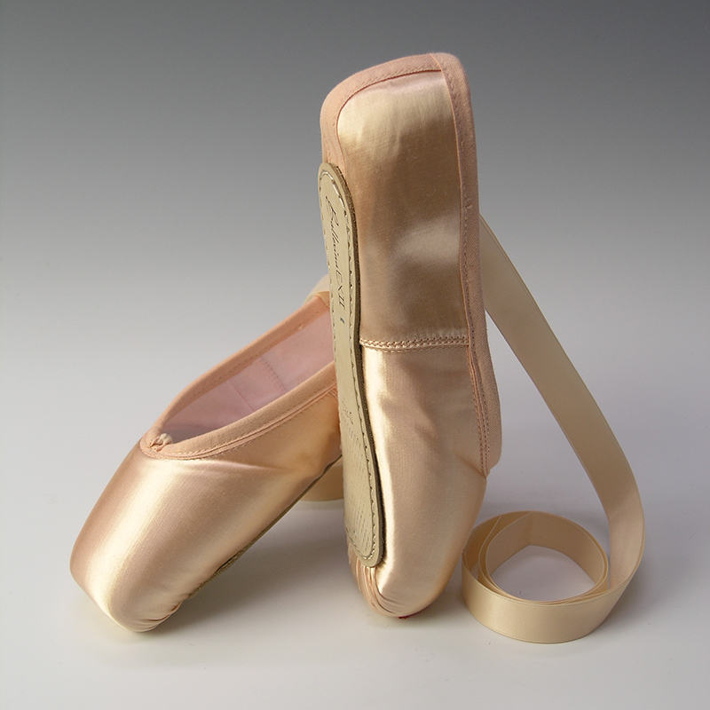 EXII(イーエックスツー）｜ボンジュバレリーナ