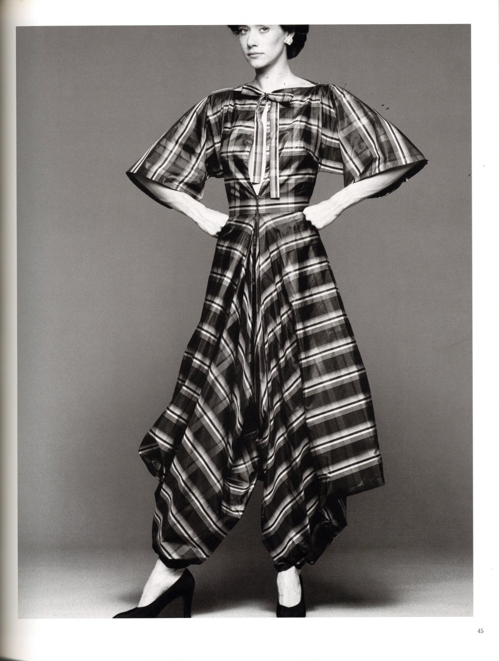 グレの世界 / 著：マダム・グレ 写真：吉田大朋 | 小宮山書店 KOMIYAMA