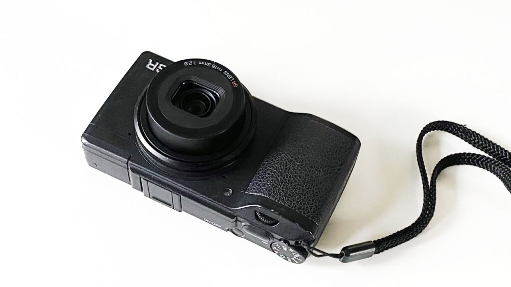 コレがなければロードバイクブログは書けません(;´Д｀) 壊れたリコー