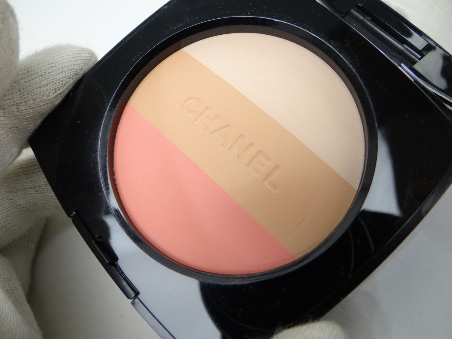 CHANEL シャネル レ ベージュ アーモニー プードゥル ベル ミン