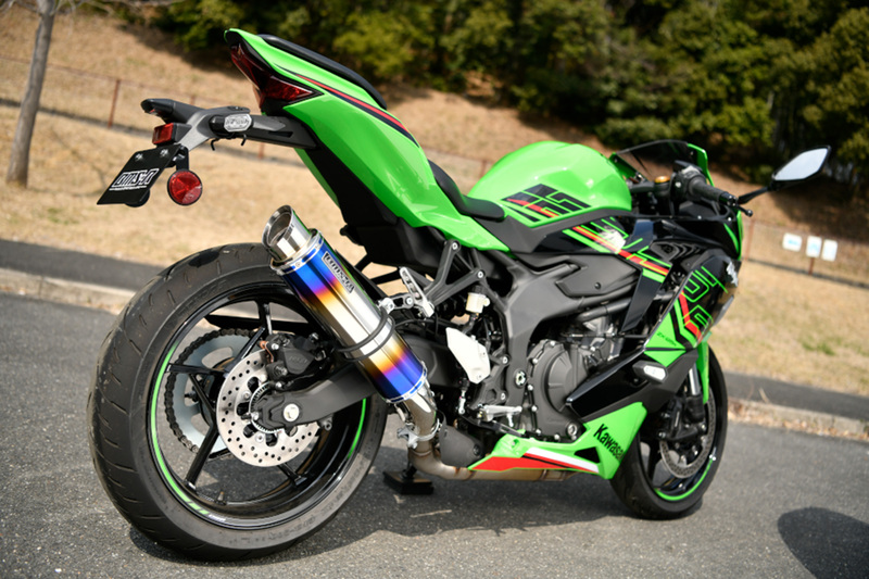 R-EVO2 ヒートチタン スリップオン：ZX-25R：政府認証 ｜ BEAMS
