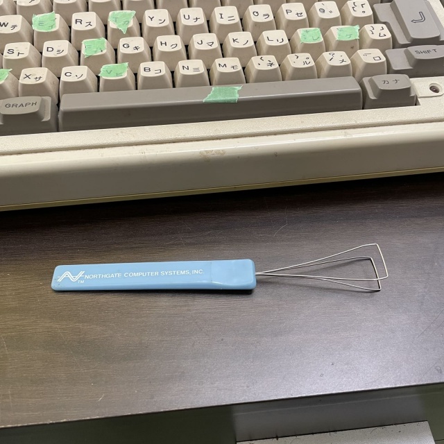 富士通FM-7のキーボード不良（入力反応）を修理しました｜BEEP