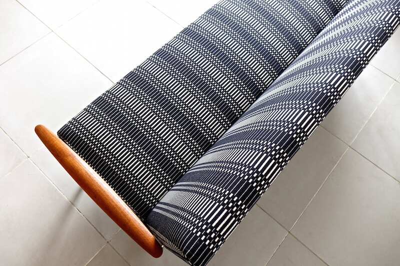 Bellbet | Anonymous sofa with Johanna Gullichsen(ヨハンナ・グリクセン)