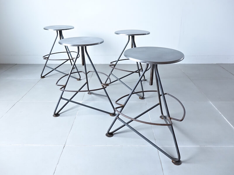 Bellbet | Industrial iron stool / ヴィンテージインダストリアルスツール