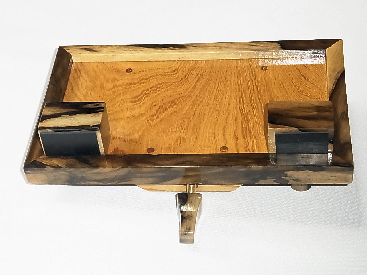 ヘラブナ釣り用手作りお膳 黒柿回し 欅作り